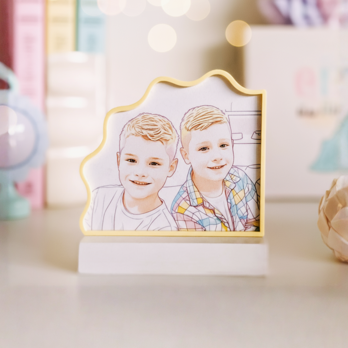 Half-Wave Line Art Picture Frame