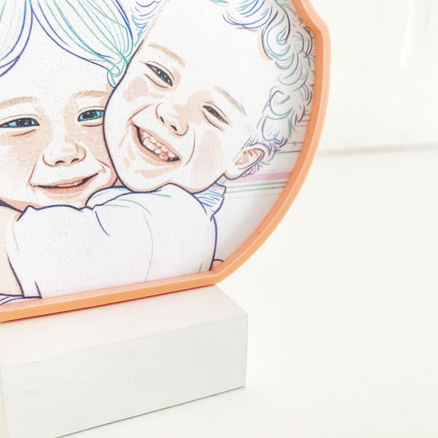 Wavy Shell Line Art Picture Frame