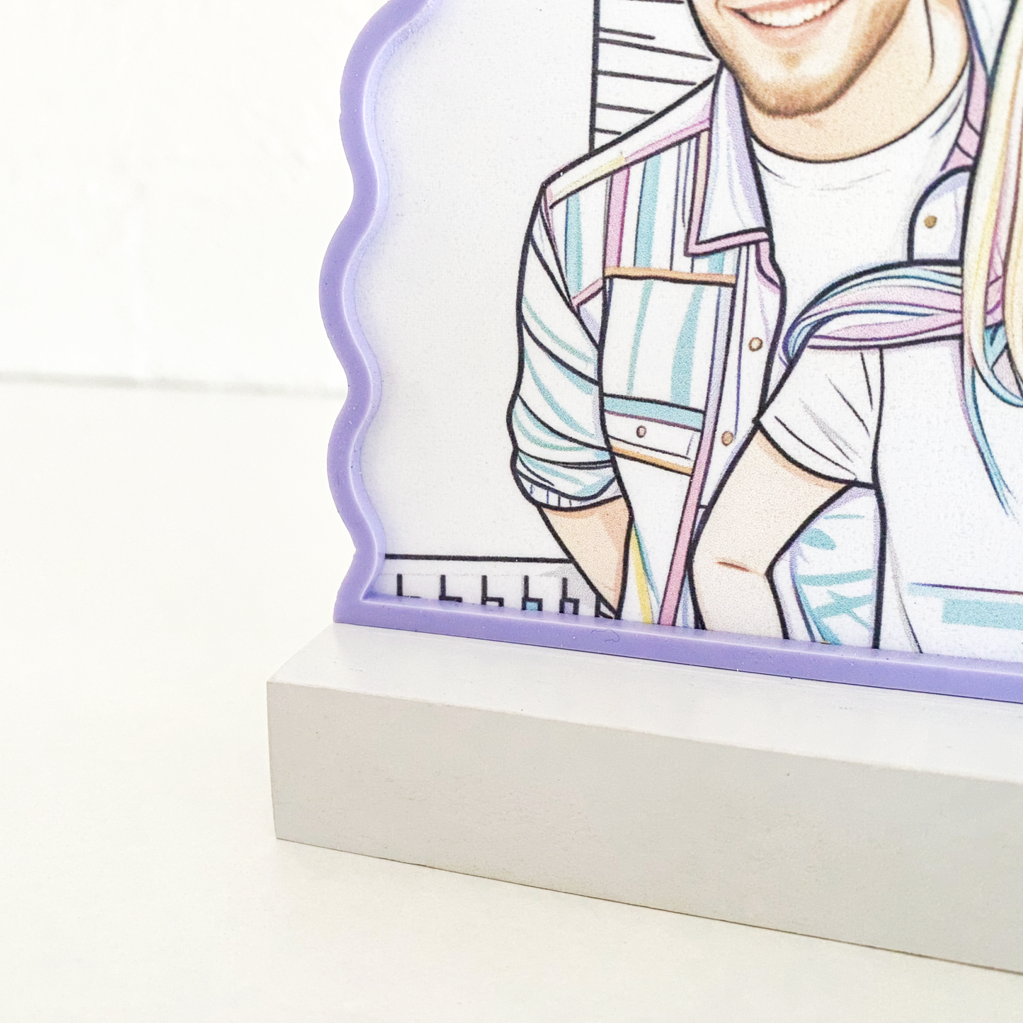 Scallop Arch Line Art Picture Frame