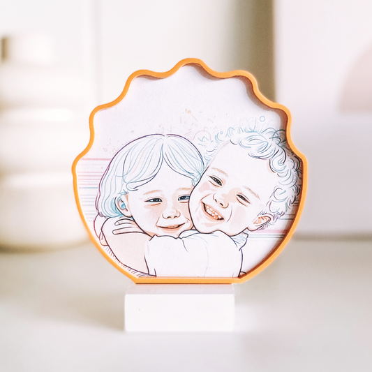 Wavy Shell Line Art Picture Frame