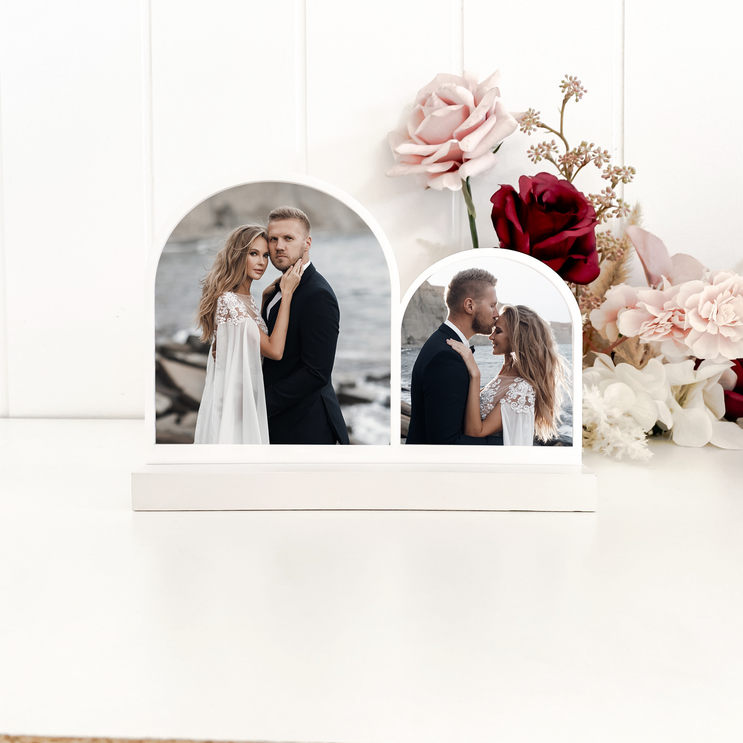 Double Arch Picture Frame